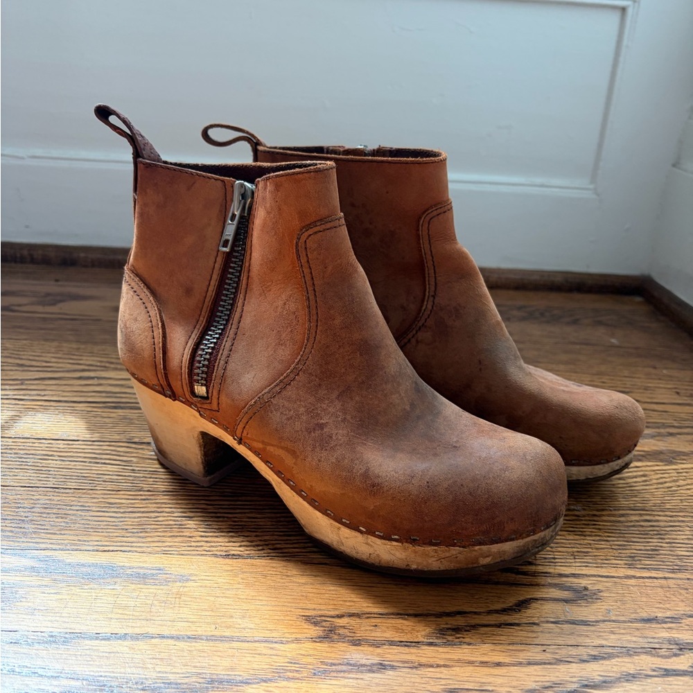 Swedish Hasbeens brown boots